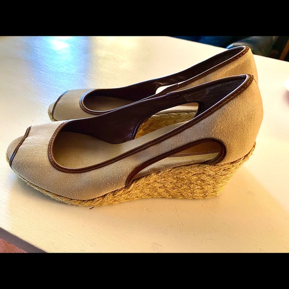 Chaps women's dress wedge heel size 8 Beige/brown - Picture 3 of 7